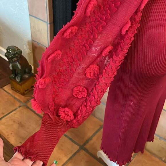 Almost Famous Red Organza Sleeve Ribbed Knit Body-Con Midi Dress, L! - Picture 5 of 10